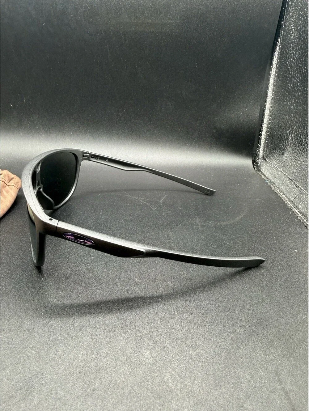 Oakley trillbe steel
